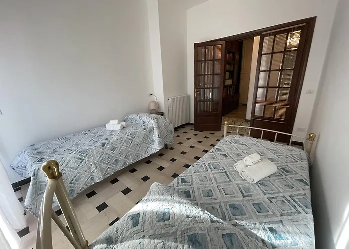 Apartamento Airaldi8 - Trilocale Nel Budello Ampio E Soleggiato 50 M Dal Mare Alassio