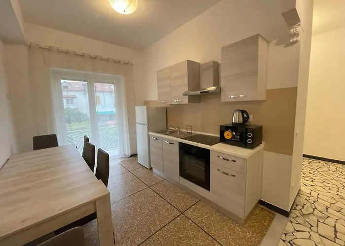 Апартаменты Airaldi8 - Trilocale Nel Budello Ampio E Soleggiato 50 M Dal Mare *